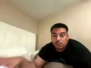 Chaturbate Live Sex Cam of e_lord26