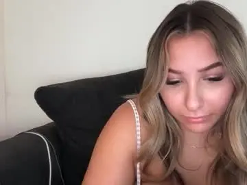 Chaturbate Sex Chat of nicolelovesyou444