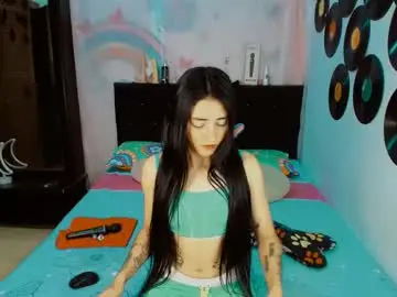 Chaturbate Live Sex Cam of 2girls__dream