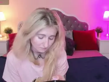 Chaturbate Adult Webcams of camilladreamer