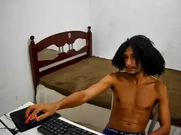 Chaturbate Live Porn of skinnylatinman