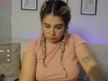 sweet_bella_valery_ from chaturbate