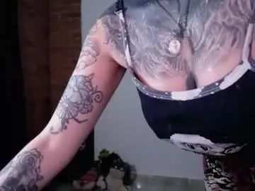 maliceinwonderland25 from chaturbate