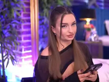 Chaturbate Best live sex cam show of milla_serene