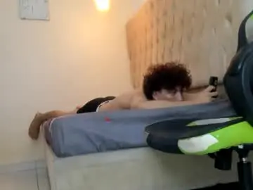 Chaturbate Free Live Porn of alantrickz365