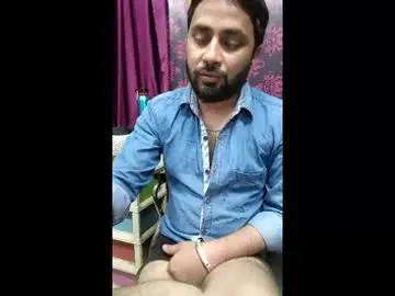 Chaturbate Live Sex Cam of cute_lucky7080