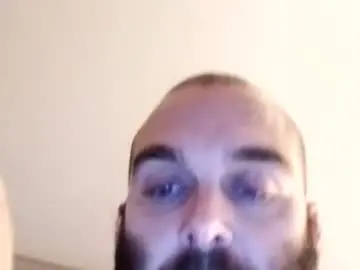 Chaturbate Nude Webcam of happyguy00000