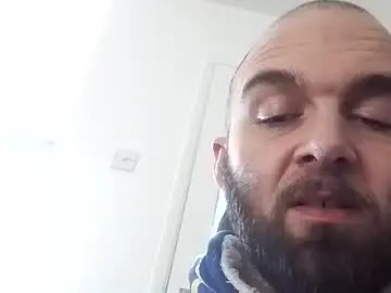 Chaturbate Free Live Porn of happyguy00000