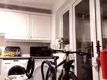 Chaturbate Nude Webcam of happyguy00000