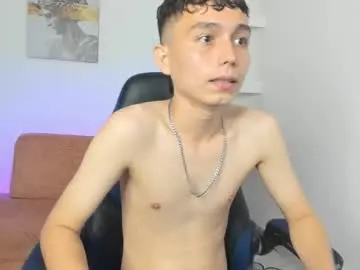 Chaturbate Best live sex cam show of max_ferrer1