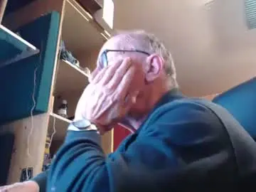 Chaturbate Watch Live Sex Cams of pascal88881