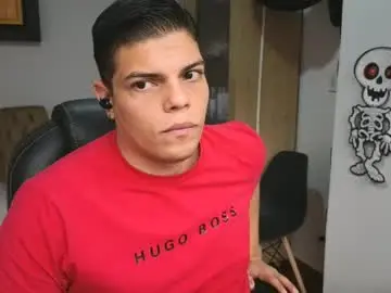 anndyhardy11 from chaturbate