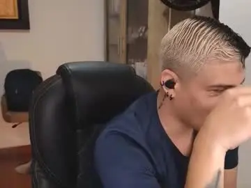 Chaturbate Free Live Porn of anndyhardy11