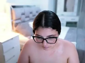 Chaturbate Live Sex Cam of camila_buitrago