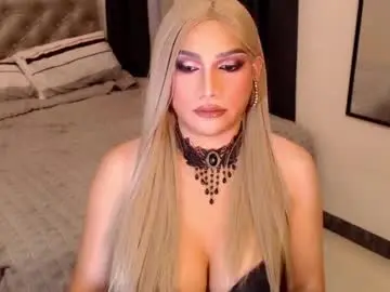 mistressemeraldxx from chaturbate