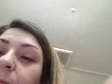 Chaturbate Live Sex Cam of xkittymeowz