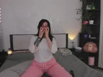 Chaturbate Best live sex cam show of ariellaallure