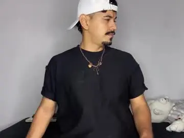 Chaturbate Free Porn Cam of badlucky_