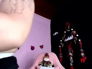 Chaturbate Adult Webcam of dominic_queen