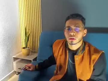 Chaturbate Live Porn of jay_brown69