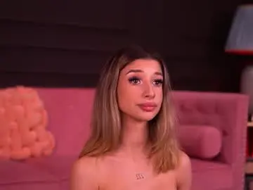 Chaturbate Live Sex Cam of odettebensen