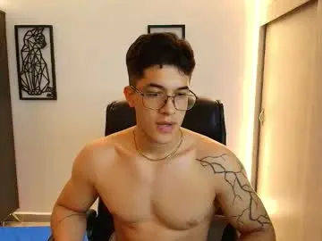 Chaturbate Watch Live Sex Cams of traviss_joplin
