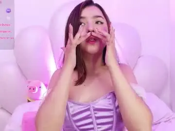 Chaturbate Watch Live Sex Cams of zoewillian