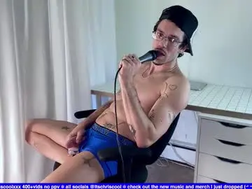 Chaturbate Live Sex Cam of chriscool93