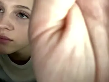 Chaturbate Adult Video Chat of iraidamoos