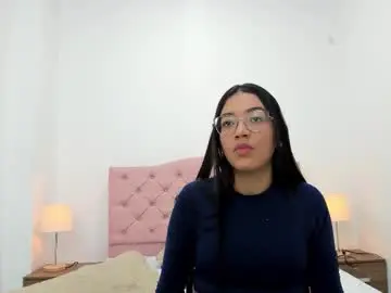 Chaturbate Nude Webcam of skinny_melody