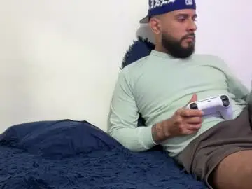 Chaturbate Live Sex of dcollins_