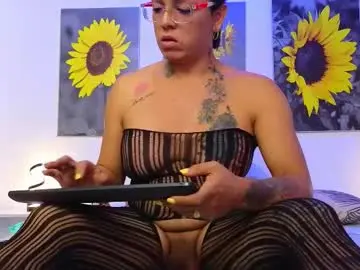 Chaturbate Free Live Porn of kata_lhella