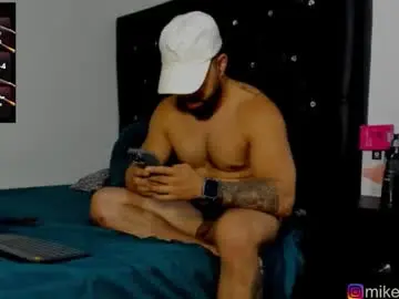 Chaturbate Live Porn of mikeblaree
