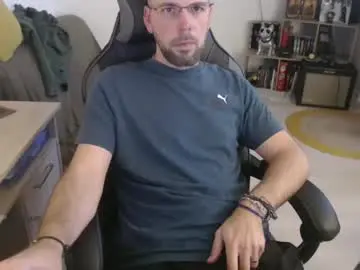 Chaturbate Nude Webcam of mikmik91