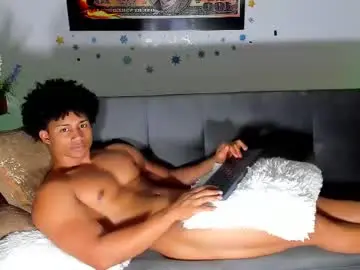 Chaturbate Live Sex Cam of nathan_sexy247