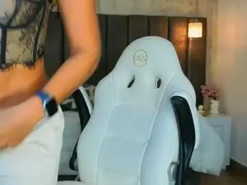 Chaturbate Sex Chat of pamplemusa_