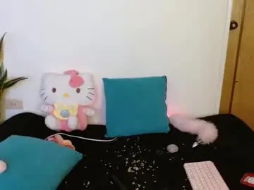 Chaturbate Sex Cam of w_kittycat