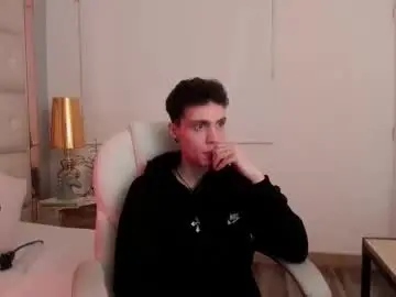 Chaturbate Free Porn Cam of dark_sun333