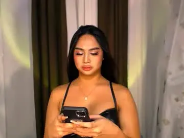 Chaturbate Free Live Porn of elliecummers