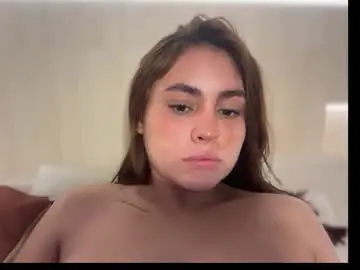 Chaturbate Best live sex cam show of mia_ferrer777