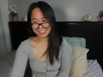 Chaturbate Adult Webcam of naughtynerdygirl