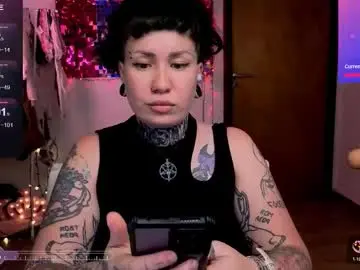 Chaturbate Live Sex Cam of dakotacandy_