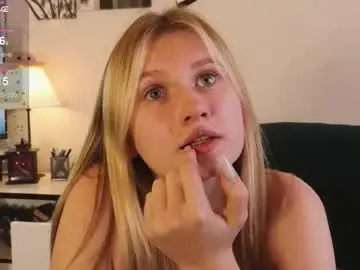 lona_barrys from chaturbate