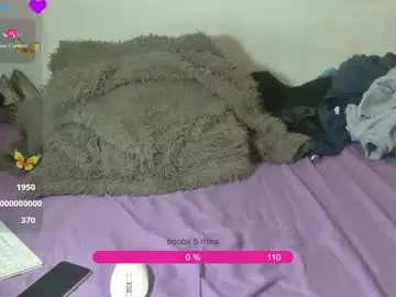 Chaturbate Free Live Porn of mistressmilly32