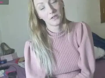 Chaturbate Nude Webcam of mistressmilly32