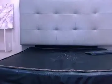 Chaturbate Live Sex Cam of mortelle_