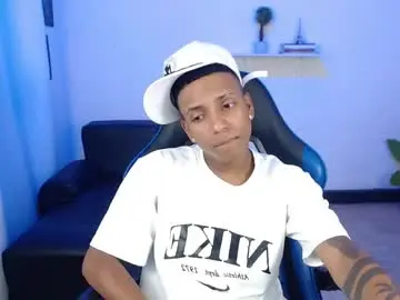 Chaturbate Adult Webcam of ostinn18