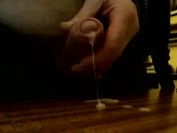 Chaturbate Best live sex cam show of veryhornyoldman1504