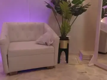 Chaturbate Watch Live Sex Cams of miagomez1