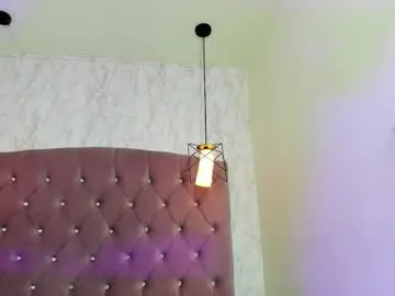 Chaturbate Free Porn Cam of serenavelvet